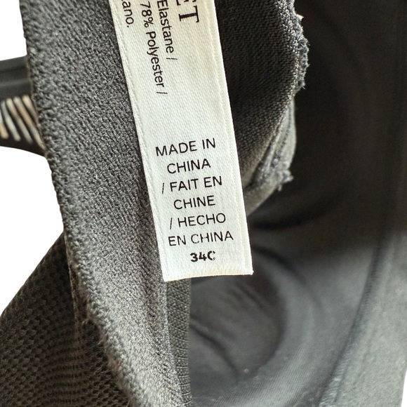 Victoria's Secret VSX Incredible Sports Bra 34C Black High Support Racerback Gym - Picture 9 of 10